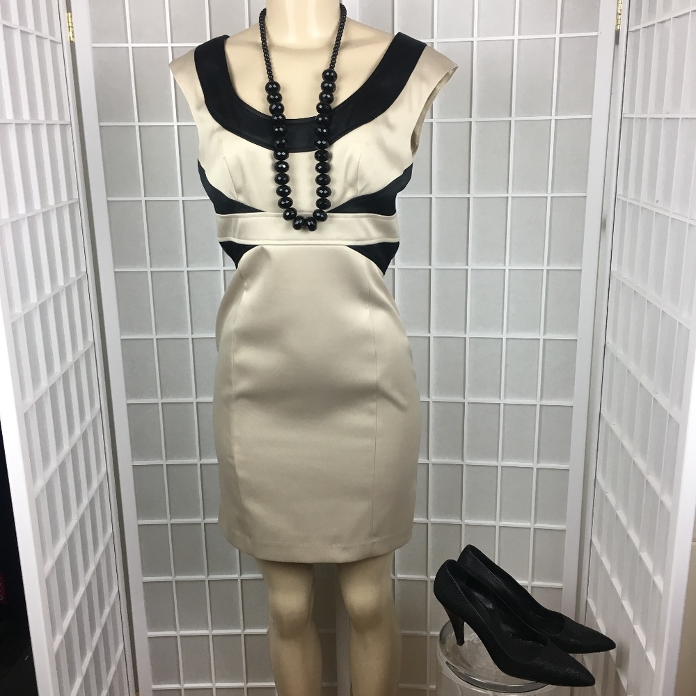 GUC LONDON TIMES SHEATH DRESS 4P